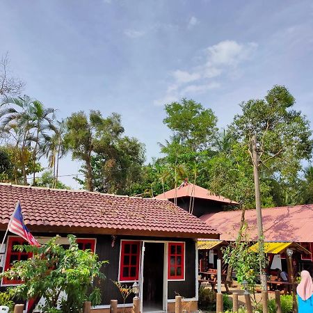 Kembara Resort, Merang Setiu Exterior photo