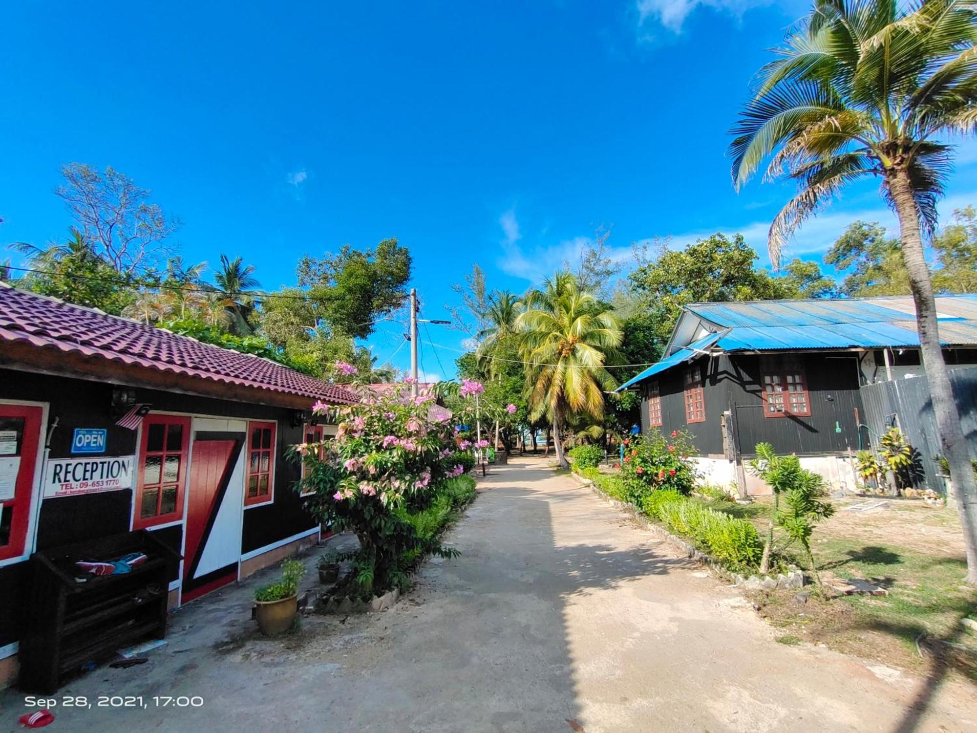 Kembara Resort, Merang Setiu Exterior photo