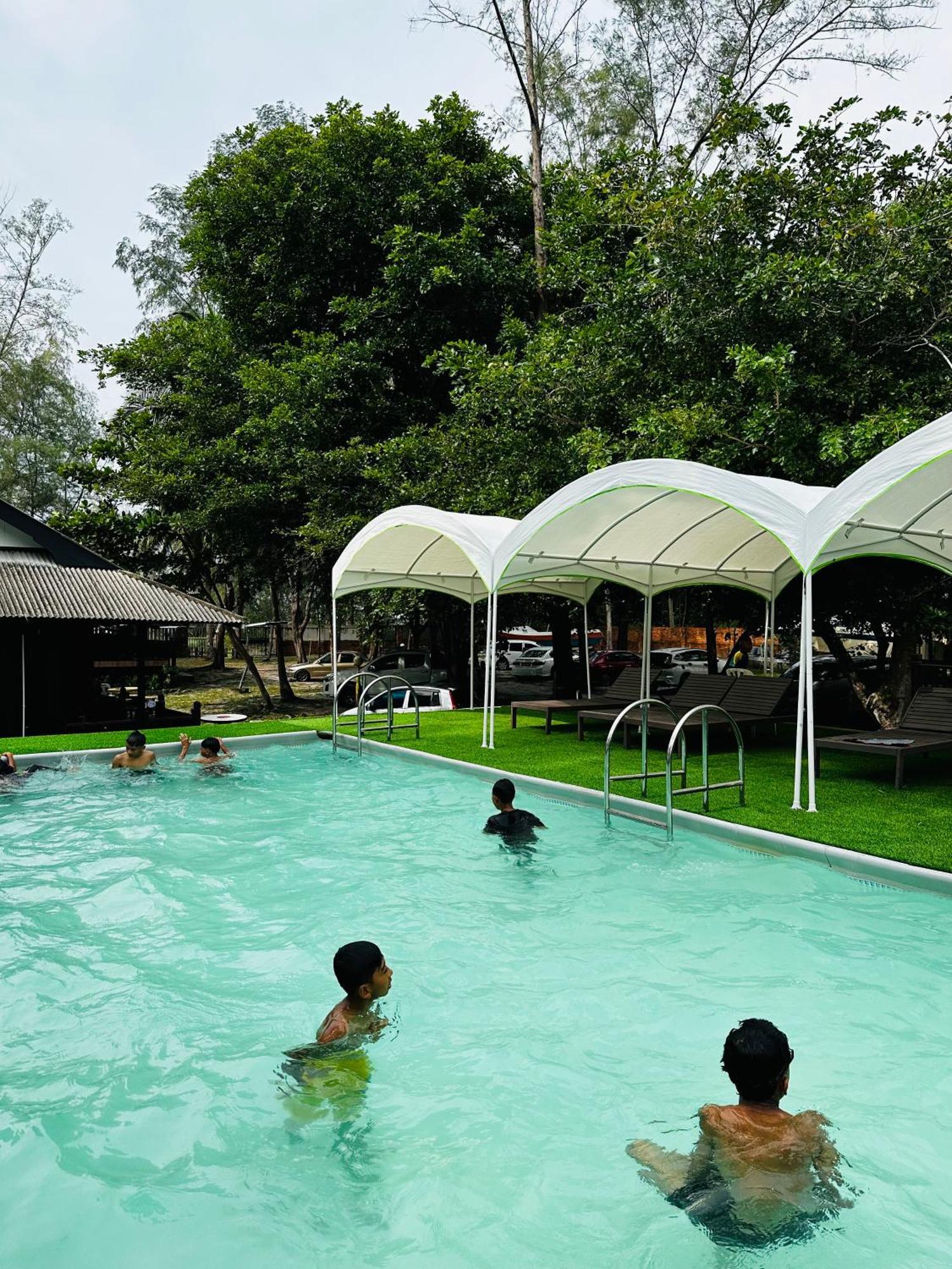 Kembara Resort, Merang Setiu Exterior photo
