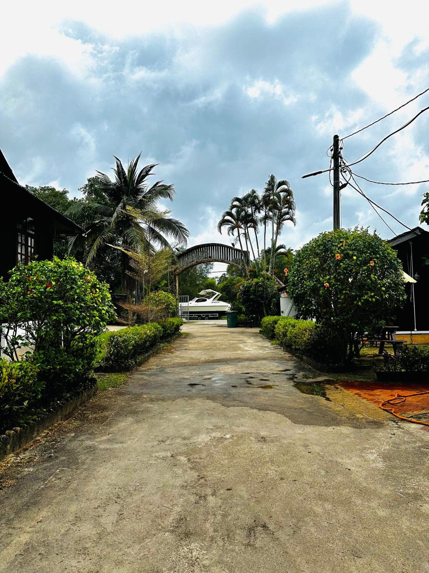 Kembara Resort, Merang Setiu Exterior photo